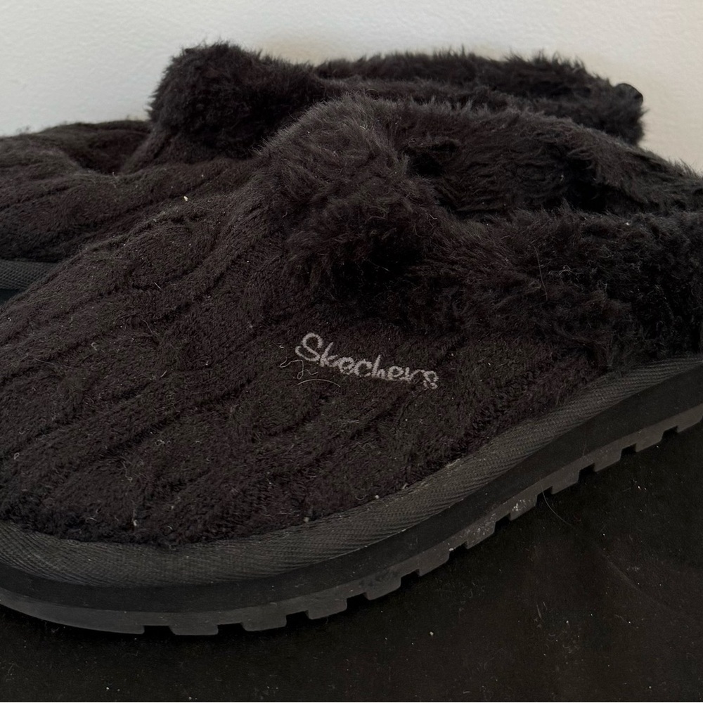Skechers BOBS | Ice Angel Slippers | Size 6 | Black | Faux Fur | Knit